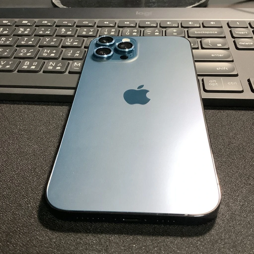 開箱評測｜慢好多拍的 iPhone 12 Pro Max 太平洋藍簡單開箱評測 15